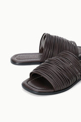 Alessandra Flat | Espresso
