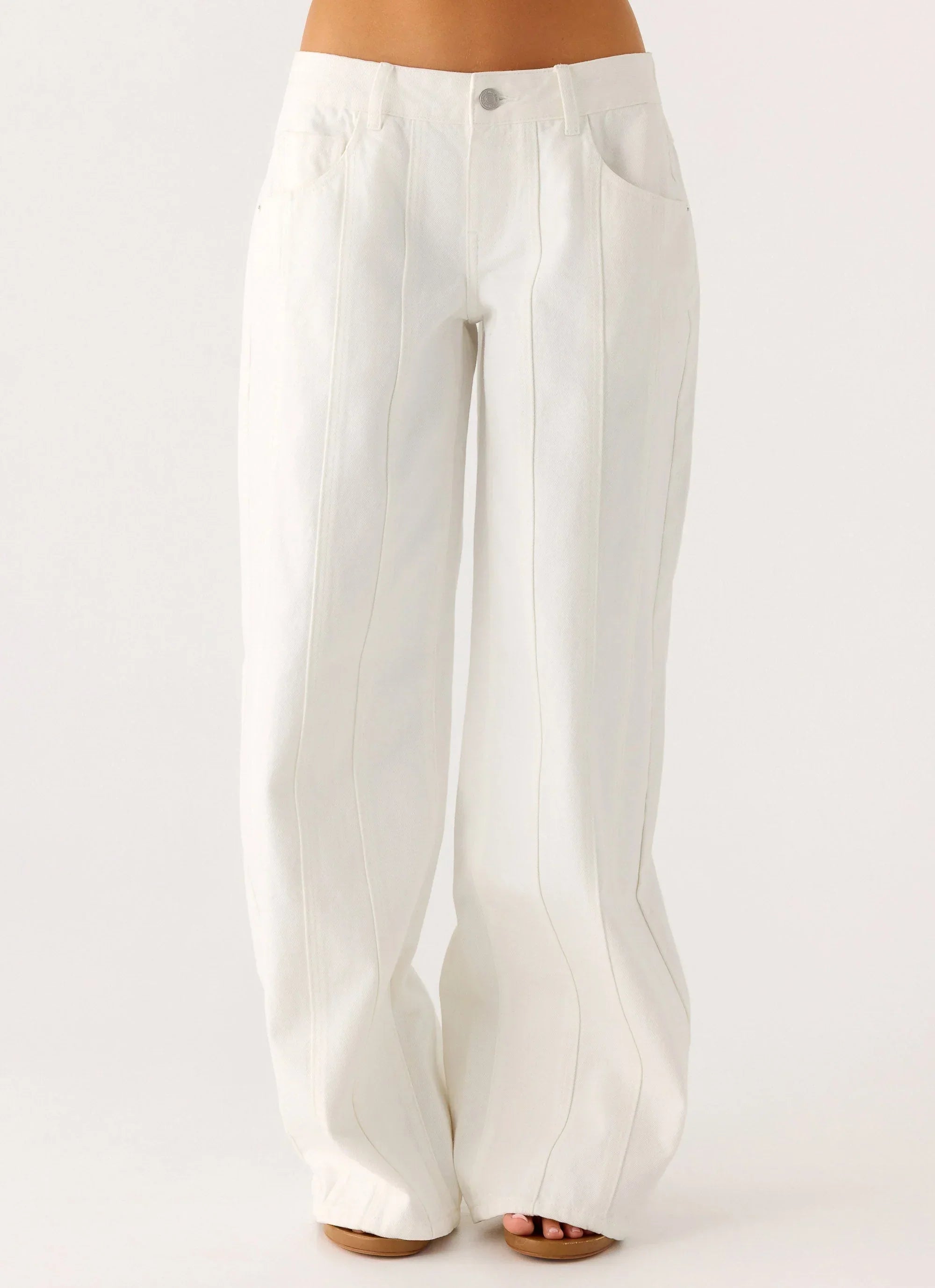 Johnny Low Rise Wide Leg Denim Jeans - White