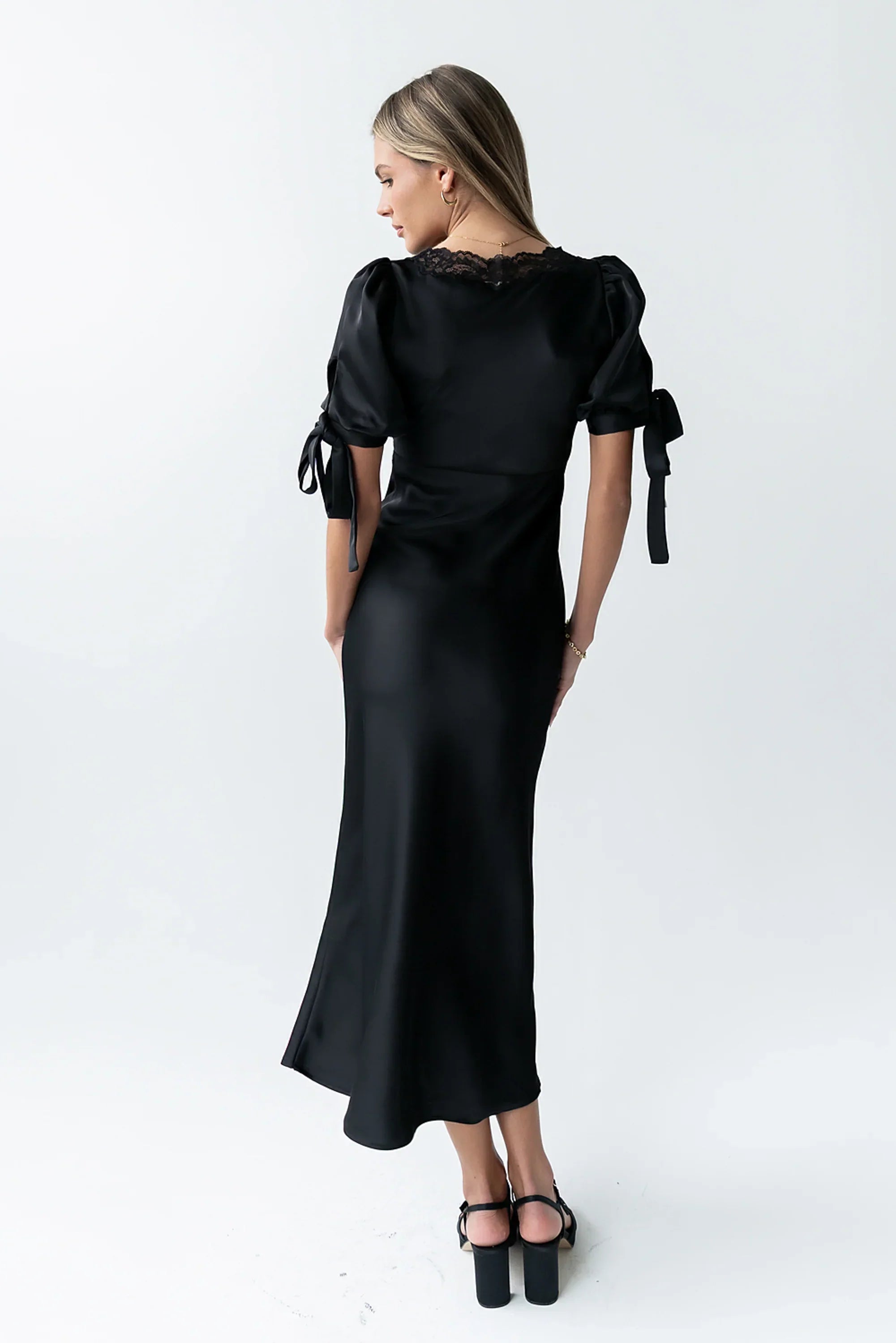 Amanda Lace Trim Maxi Dress in Black