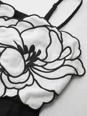 Contrast Flower Bust Pleated Swing Dress